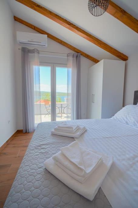 Villa With Amazing View And A Private Pool, Susnjar 1 Kruševo Zewnętrze zdjęcie